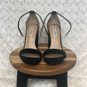 Steve Madden Carrson Heels Size 9